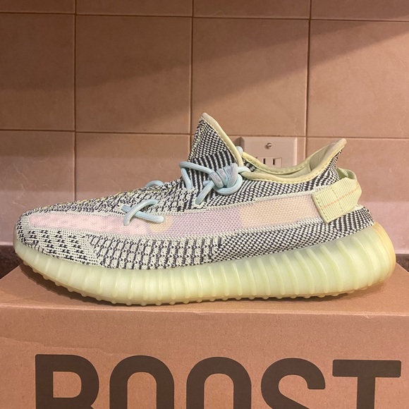 yeezreel non reflective